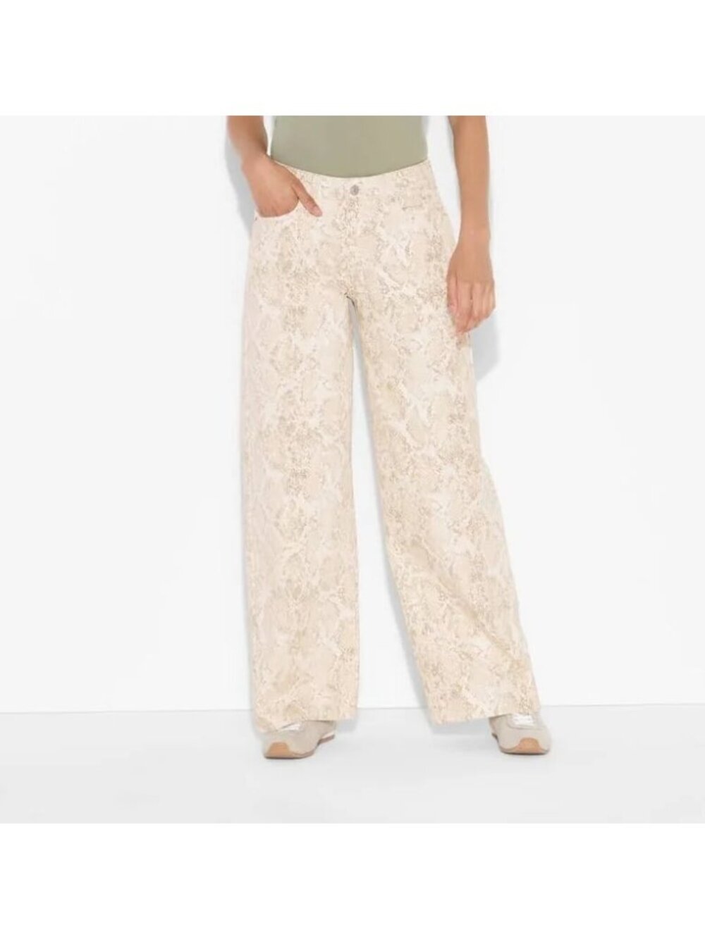 NWT Wild Fable Cream Beige Snakeskin Low Rise Baggy Jeans Rigid Denim size 14 32